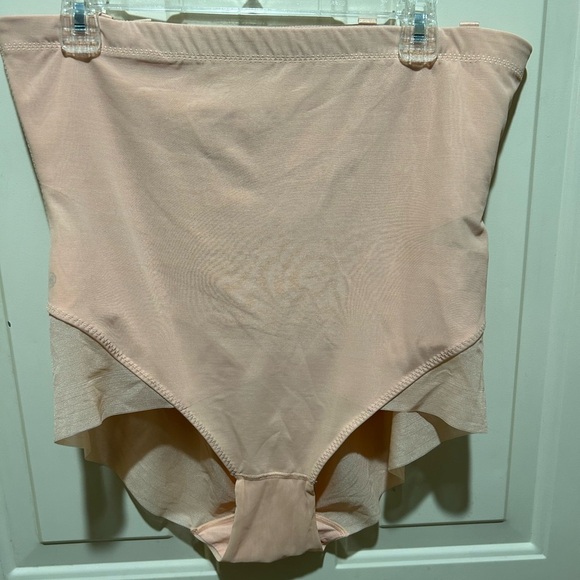 Honeylove SuperPower Brief - 2x - Rose Tan - Picture 3 of 6
